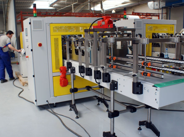 production, réparation, entretien de machines et équipements pour l'embouteillage de boissons et liquides Pologne